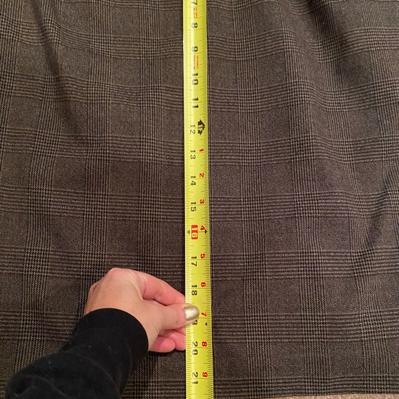 Tailor B. Moss Brown Plaid Skirt - Picture 5 of 7